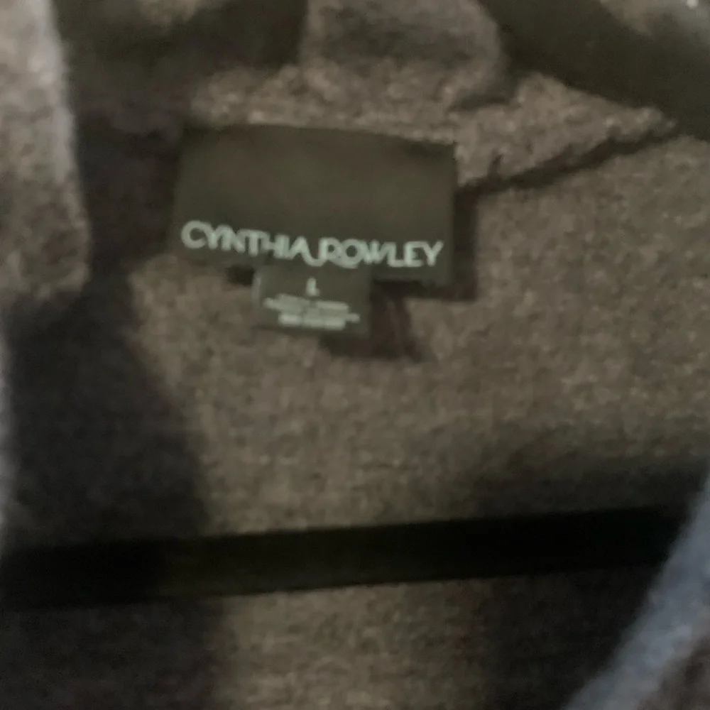 Blazer - Picture 2 of 3